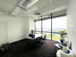 Woods Square (D25), Office #474688011